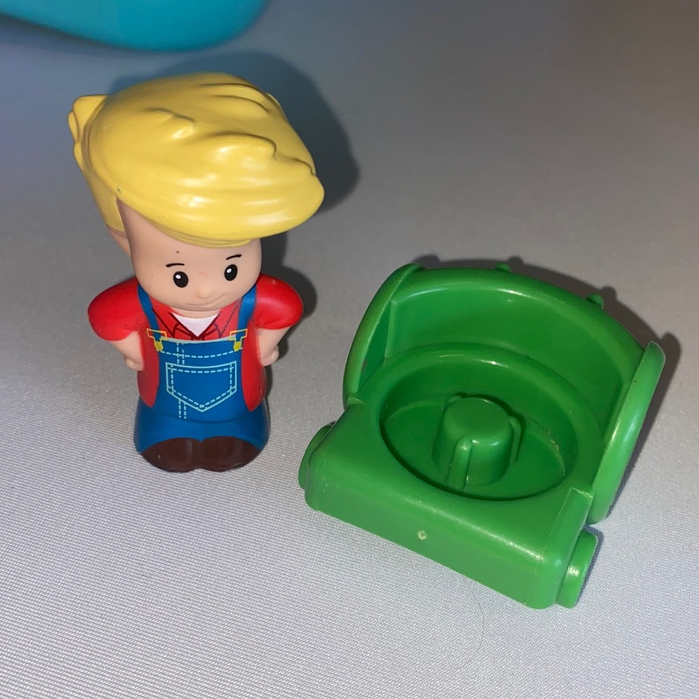 Fisher-Price Little People Farmer 👩🌾 & Tractor 🚜